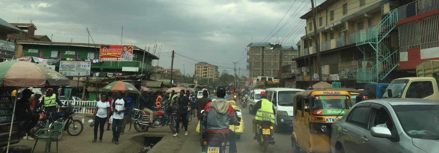 A busy street in Nairobi, Kenya