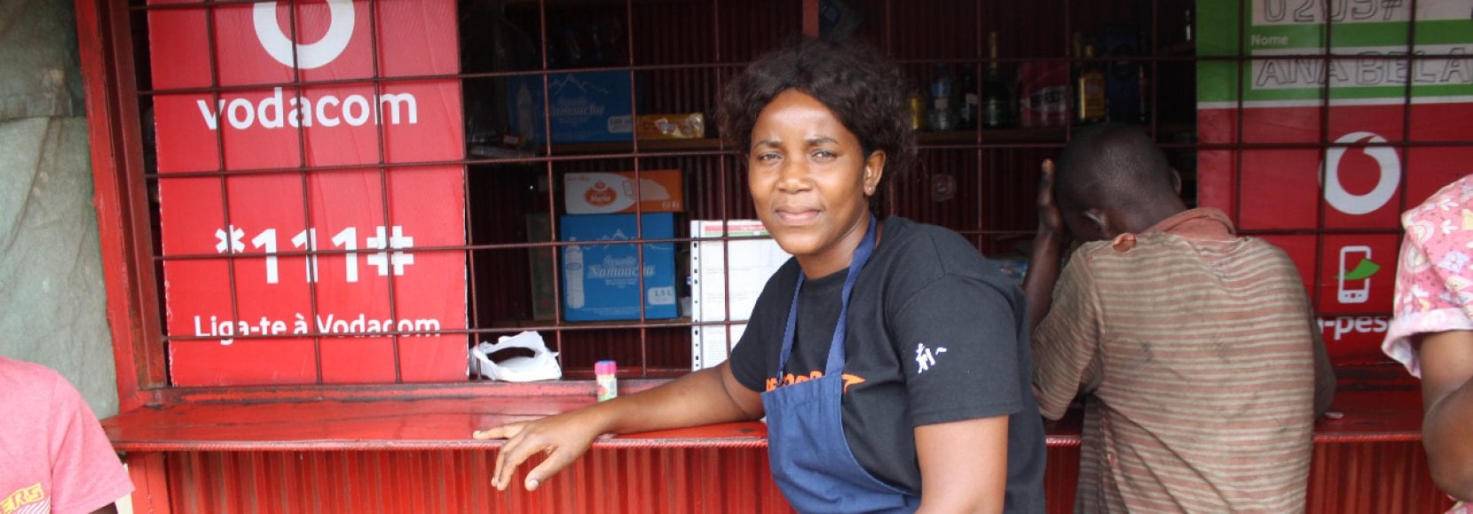 Anabela in front of her shop in Maputo
