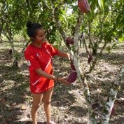 Dara Obispo, cocoa farmer