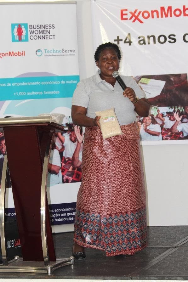 Ester Langa, an entrepreneur in the program, addresses the crowd