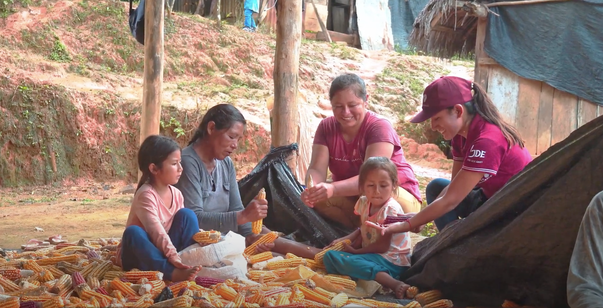 Nay Aponte Ortiz participated in TechnoServe’s Mujeres CAFÉ program for women coffee producers in Peru. The program helps women coffee producers access economic opportunity.