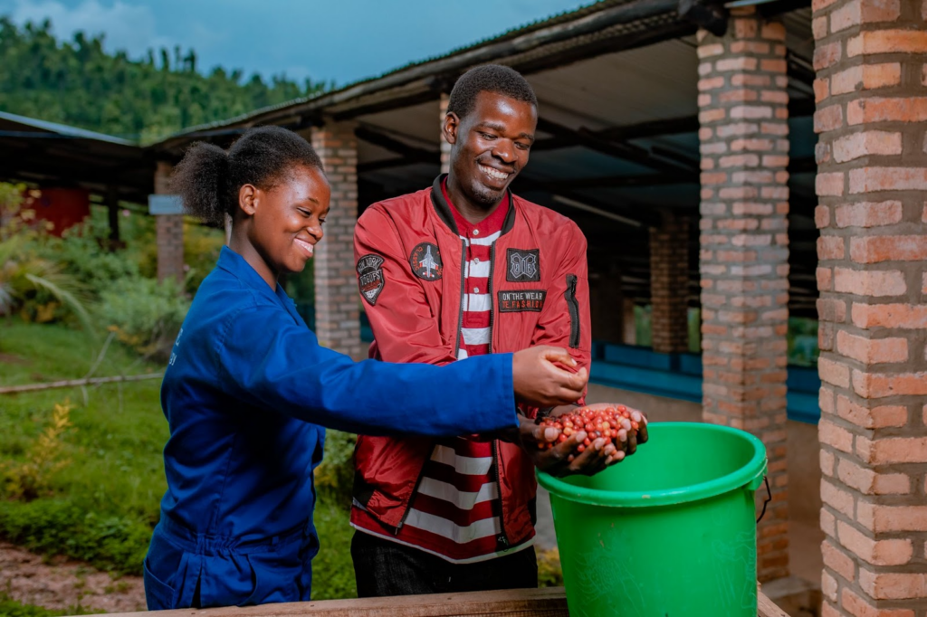 Dismas Nsegiyaremye and Yvonne Kurujyishuli are students of the Rwanda INC project. Part of TechnoServe's graduation season feature.