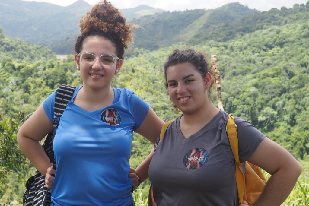 Ariana Vanessa & Emily Rose, Puerto Rico